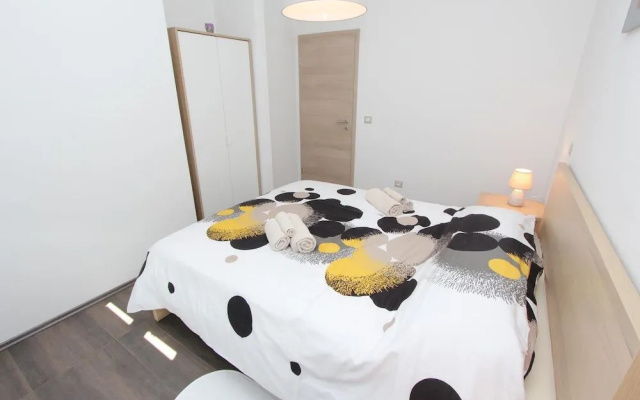 Apartments Vestar