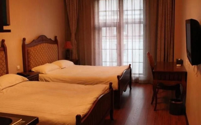 Century Tehall Hotel