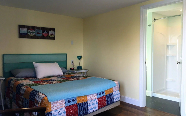 The Hyannis Star Motor Inn