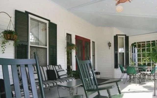 Pleasant Street Inn