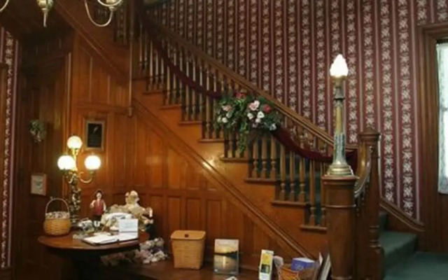 Whistling Swan Inn