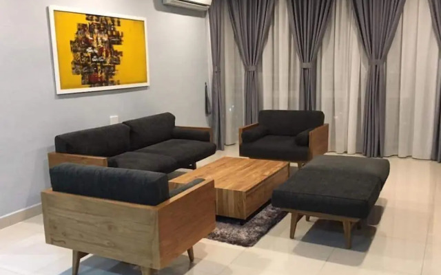 Comuna Residence 1