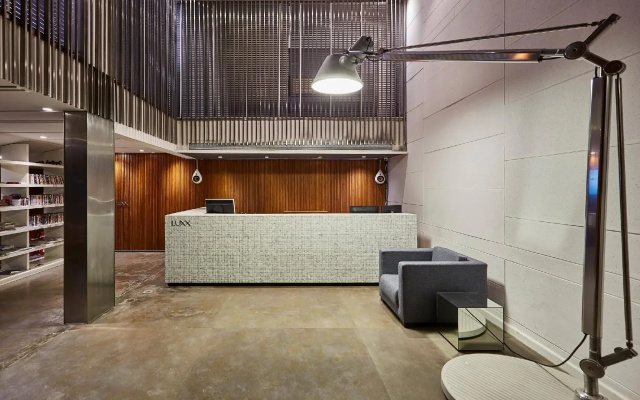 LUXX Langsuan Hotel