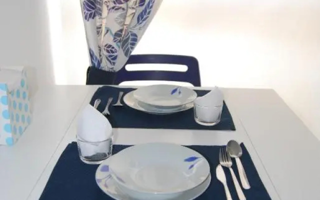 M3 904 Azul Mediterráneo bonito y confortable estudio