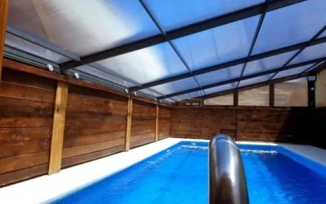 Wood House Close Beach