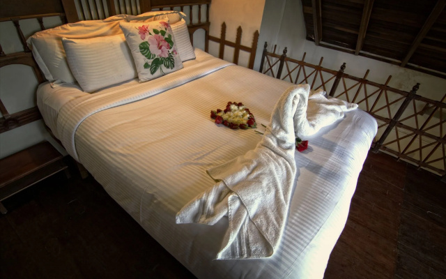 Hotel Ambadi