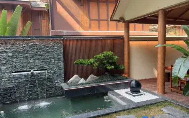 Miumiu · Vacation Apartment (Dai Ethnic Ancient Town)