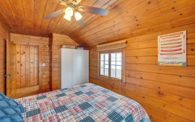 Family-friendly Lake Waubesa Home: Boat + Swim!