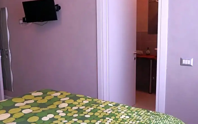 Happy Bed & Breakfast