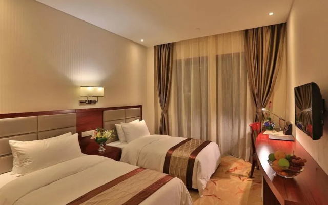 Eastern Cloud Hotel