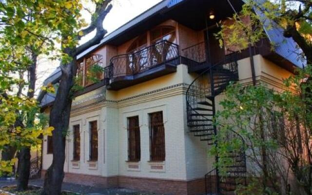 Гостиница Sanatoriy Princess Mary в Железноводске отзывы, цены и фото номеров - забронировать гостиницу Sanatoriy Princess Mary онлайн Железноводск вид на фасад