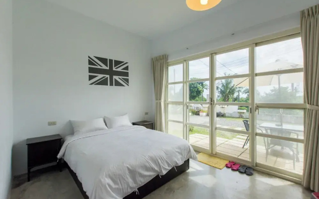 Summer Breeze Inn