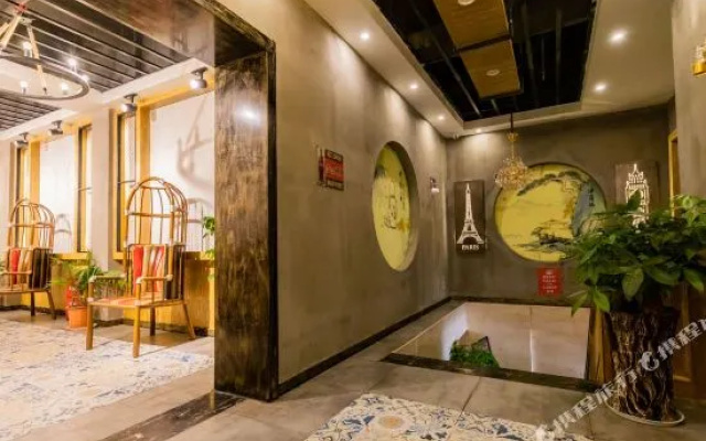 遵义皇冠假日酒店