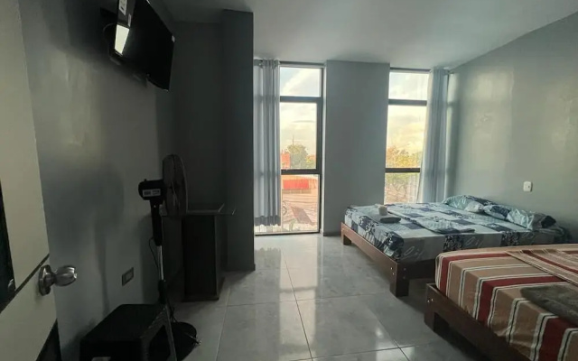 Adrian Hotel