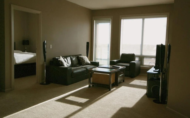 Suite Digs Vetro