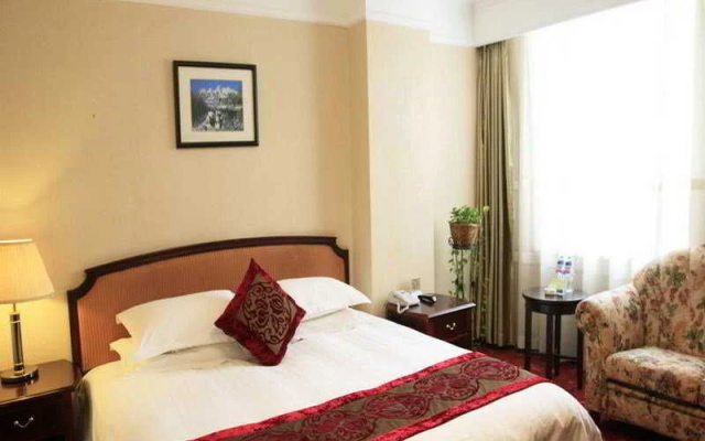 Dalian Leewan Business Hotel