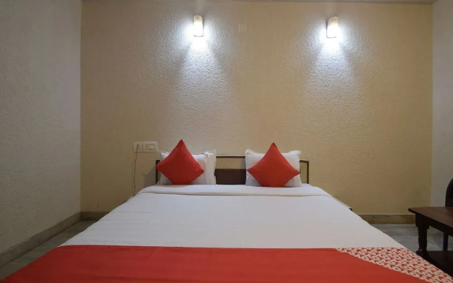 Oyo 30226 Hotel Darshan Palace