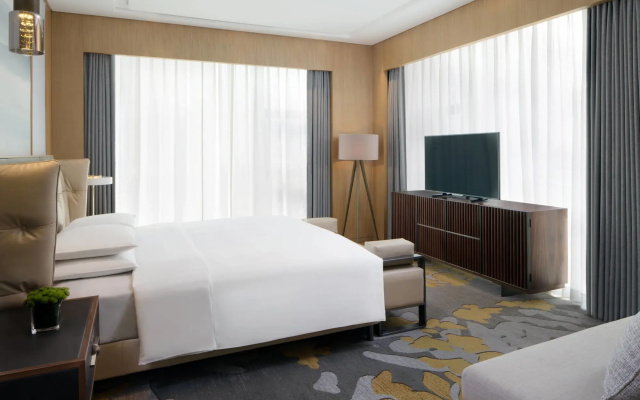 Courtyard by Marriott Zhengzhou Airport