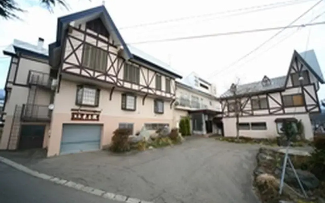 Ryokan Motoyashiki