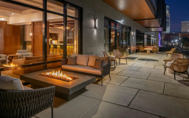 Trilogy Hotel Huntsville, Autograph Collection