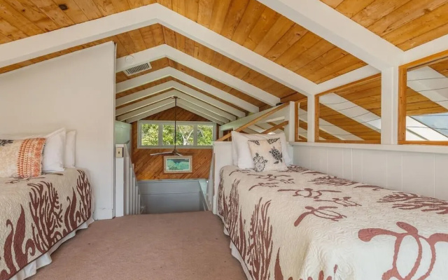 Hanalei Palms 2 Bedroom Home by RedAwning