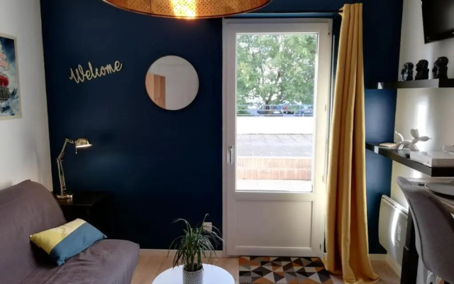 Studio Centre-Ville avec Terrasse et Parking Sécurisé Gratuit