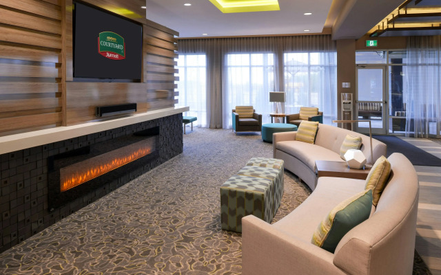 Courtyard by Marriott Saskatoon Airport