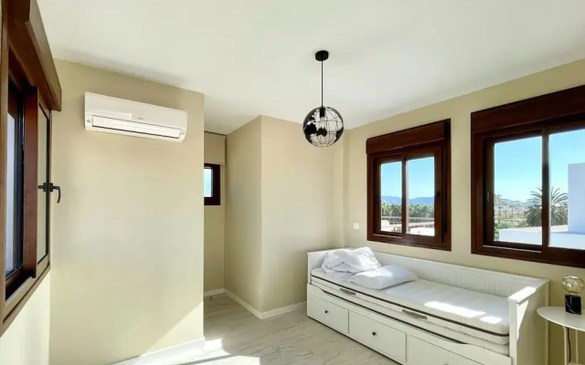 Villa With Private Pool Near Beach