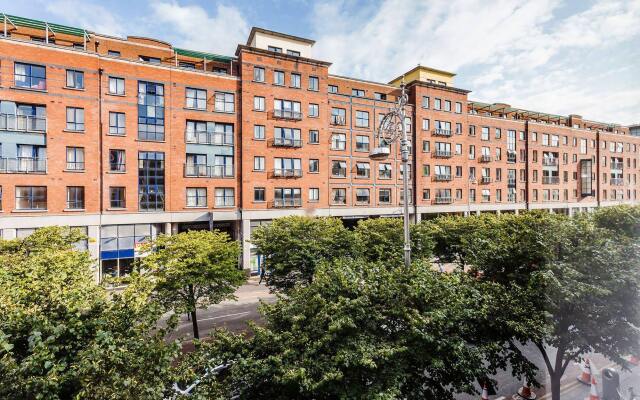 Апартаменты Parnell Square Apartments вид на фасад