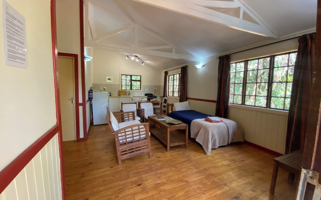Buhleni Farm & Chalets