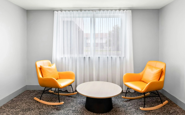 Spark by Hilton Springfield Southwest