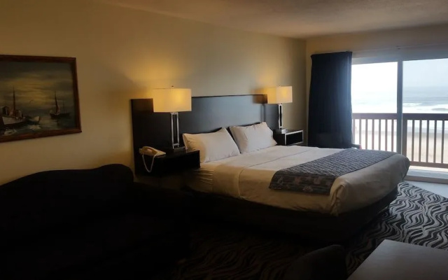 Tradewinds Motel