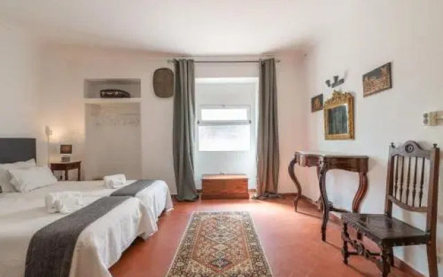 Casa Dos Arcos Boutique Hostel & Suites