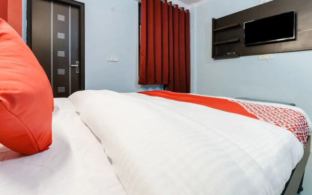 OYO Flagship 30504 PR Residency