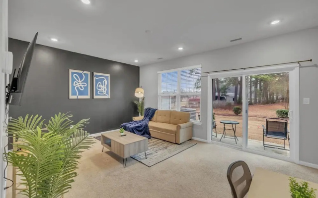 King 4BR Townhouse to Downtown Durham
