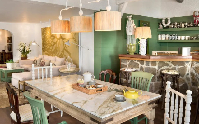 La Maison dEté Hotel by Newmark