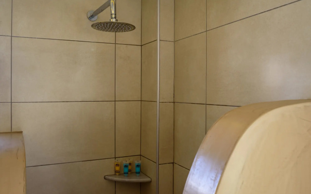 Moonlight Apartments & Suites
