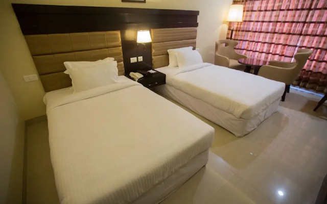 Royal Reve Hotel