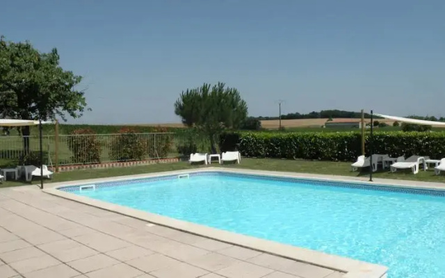 Escape To Charente