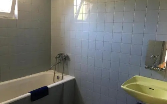 Guesthouse on Agmashenebeli 328