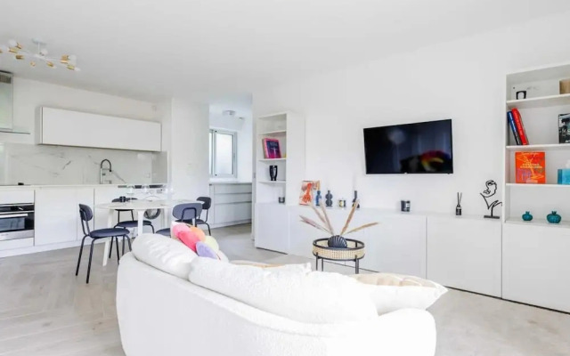 A Haven of Peace in Neuilly sur Seine