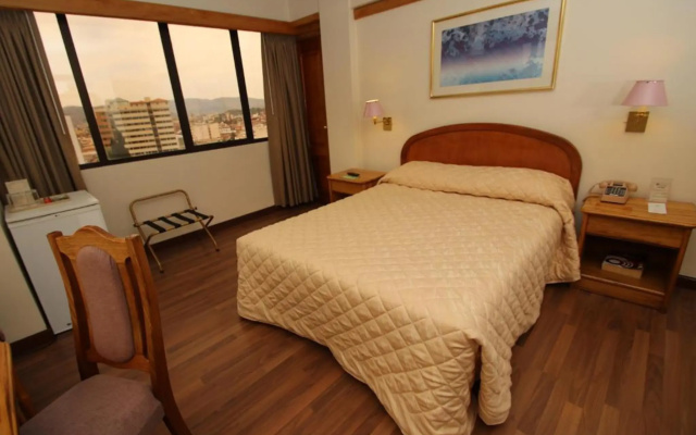 Hotel Diplomat