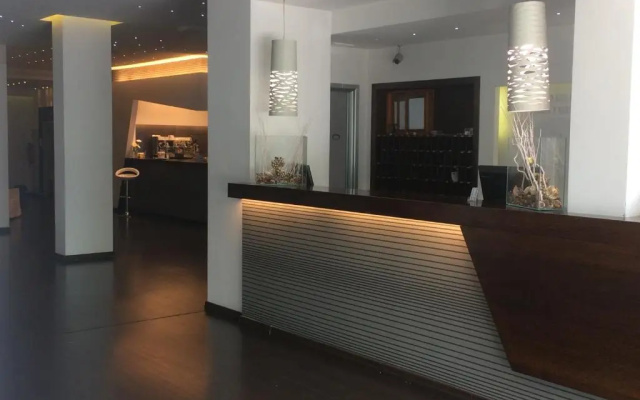 Mediterranea Hotel & Convention Center