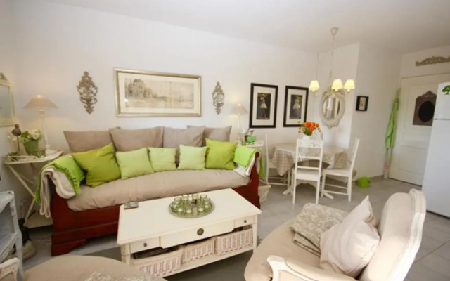 Apartement Beata in Provence, Golf Pont Royal