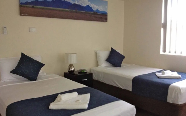 Lees Hotel
