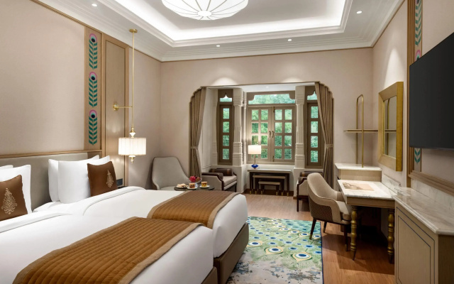 Wyndham Grand Udaipur Fateh Sagar Lake