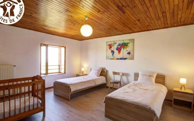 Gîte Pralong, 3 Pièces, 4 Personnes - Fr-1-496-117