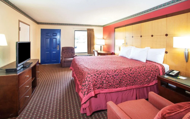 Days Inn by Wyndham Covington