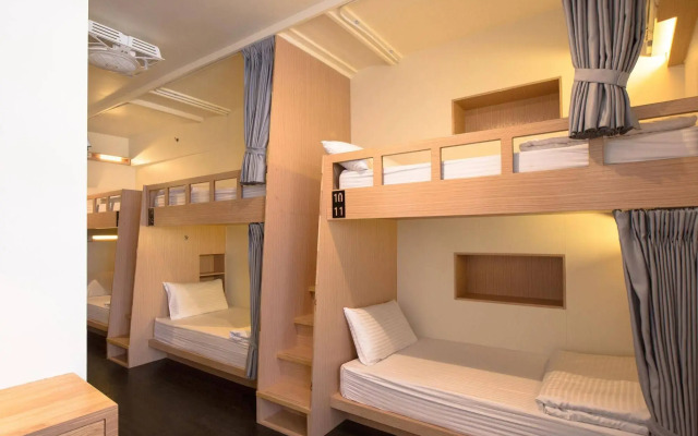 Fun Inn Taipei Hostel