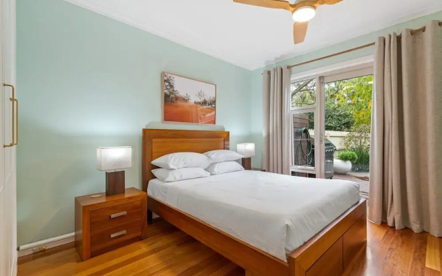 Perfect 2-bed Inner-city Home With Pool & BBQ Area
